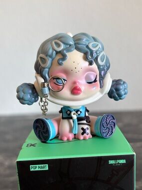 Skullpanda City of Nights (Discontinued) - Confirmed Heart Seeker